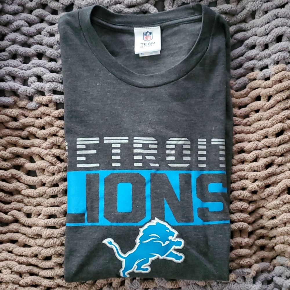 NWOT Detroit Lions Tee